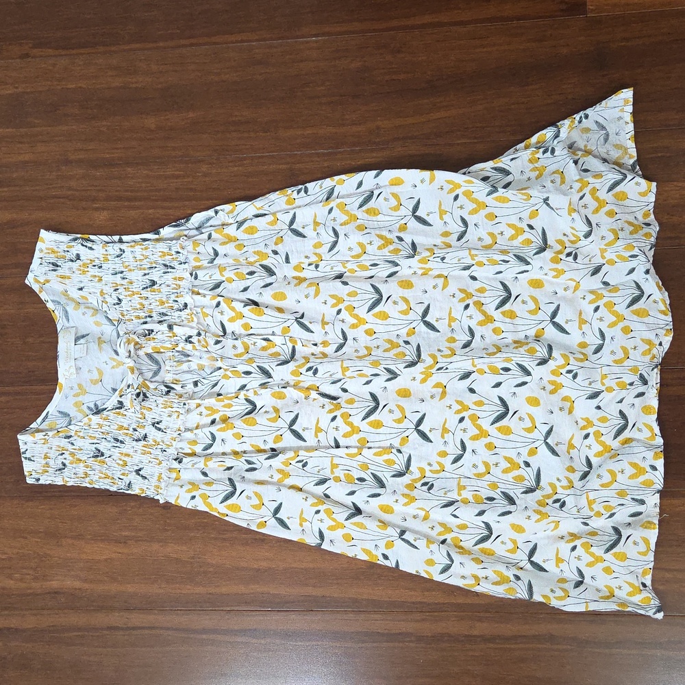 WEEKEND SUZANNE BETRO SLEEVELESS BEAUTIFUL YELLOW & GREEN FLOWERS RUCHED FRONT S